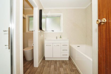 Photo of property in 10 Robertson Road, Whatawhata, Hamilton, 3289