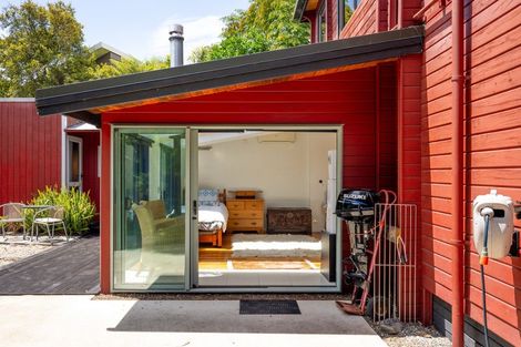 Photo of property in 90 Point Road, Monaco, Nelson, 7011