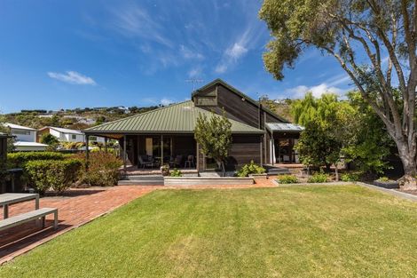 Photo of property in 106 Mccormacks Bay Road, Mount Pleasant, Christchurch, 8081