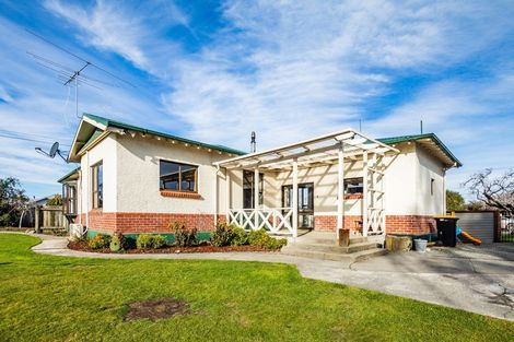 Photo of property in 14 Queen Street, Winton, 9720