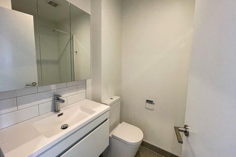 Photo of property in 5/5 Brandon Road, Glen Eden, Auckland, 0602