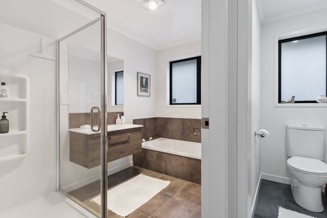 Photo of property in 1 Shea Lane, Pyes Pa, Tauranga, 3112