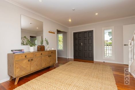 Photo of property in 55 Kaipara Portage Road, Riverhead, 0820