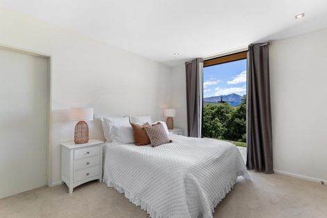 Photo of property in 16 Ellesmere Avenue, Jacks Point, Queenstown, 9371