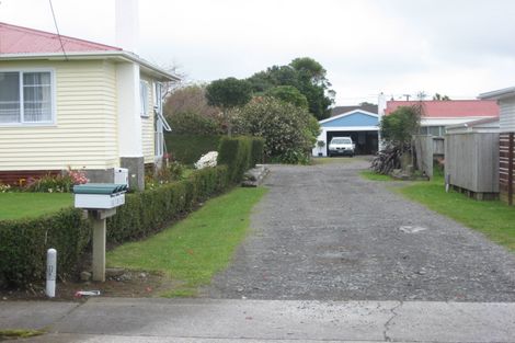 Photo of property in 3c Wheeler Place, Upper Vogeltown, New Plymouth, 4310