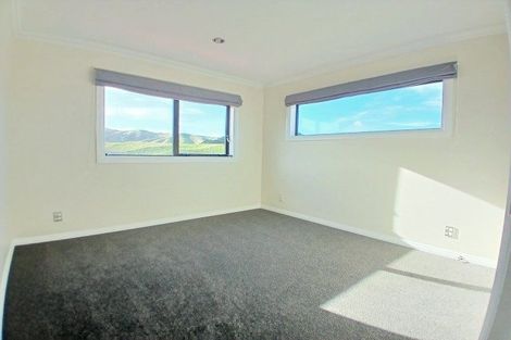 Photo of property in 30 Mo Street, Camborne, Porirua, 5026