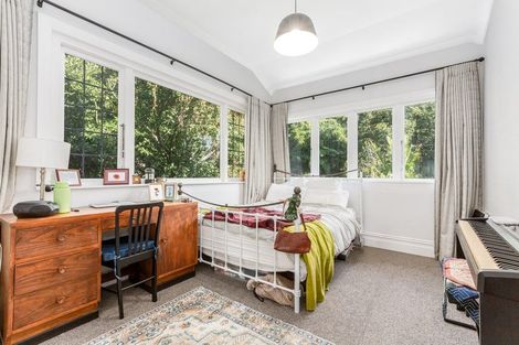 Photo of property in 44 Aurora Terrace, Kelburn, Wellington, 6012