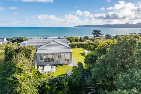 Photo of property in 13 Kohutuhutu Road, Raumati Beach, Paraparaumu, 5032