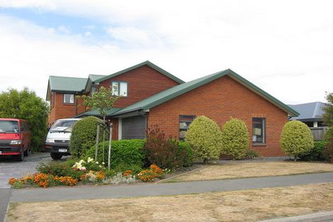 Photo of property in 8 Wisteria Place, Parklands, Christchurch, 8083