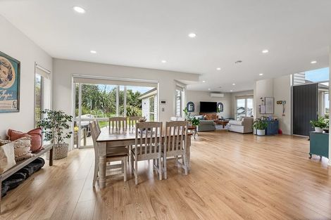 Photo of property in 15 Mcintosh Drive, Pokeno, 2471