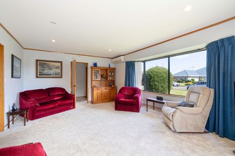 Photo of property in 74 Cedar Drive, Paraparaumu Beach, Paraparaumu, 5032