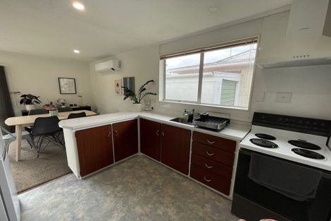 Photo of property in 4/50 Paynters Avenue, Strandon, New Plymouth, 4312