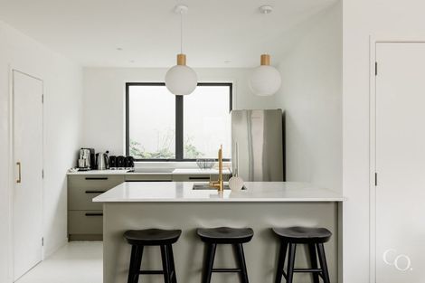 Photo of property in 56 Karewa Parade, Papamoa Beach, Papamoa, 3118