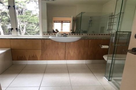 Photo of property in 14 Daldys Bush Lane, Bayview, Auckland, 0629