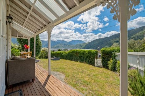 Photo of property in 13e Main Rd Havelock, Havelock, 7100