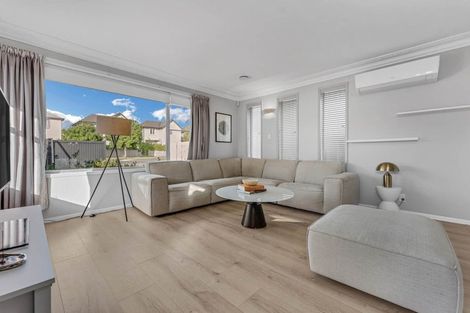 Photo of property in 80 Grove Road, Papakura, 2110