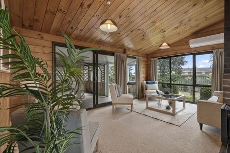 Photo of property in 27 Sole Avenue, Bell Block, New Plymouth, 4312