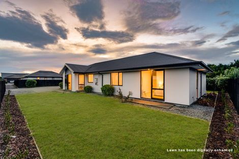 Photo of property in 11 Little Gem Road, Hornby, Christchurch, 8025
