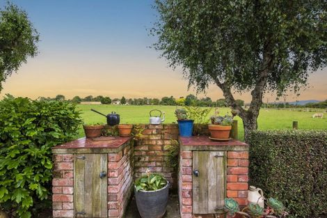 Photo of property in 147 Koputaroa Road, Levin, 5575