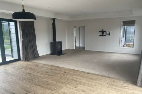 Photo of property in 2 Batsford Lane, Lower Shotover, Queenstown, 9371