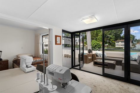 Photo of property in 1/2 Sixth Avenue, Tauranga, 3110