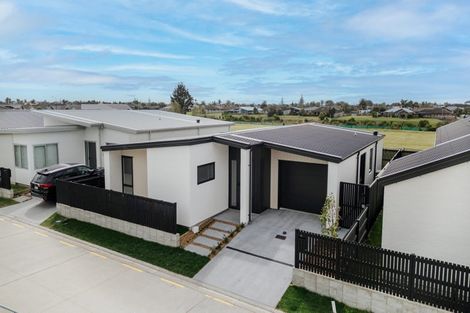 Photo of property in 16 Rehua Way, Papamoa, 3118