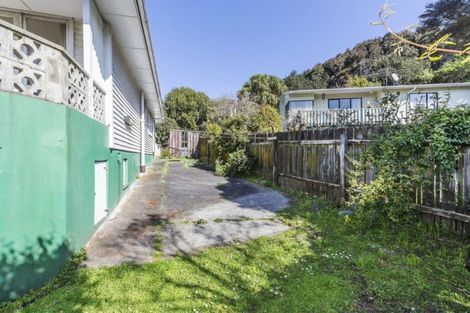 Photo of property in 15 Main Road, Tawa, Wellington, 5028