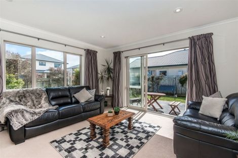 Photo of property in 9 Saint Vincent Terrace, Grenada Village, Wellington, 6037