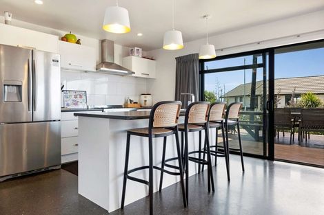 Photo of property in 17c Eagles Way, Cable Bay, 0420