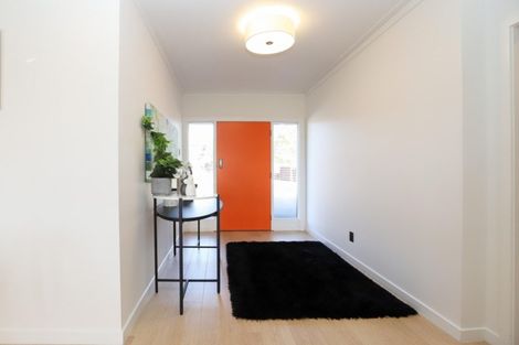 Photo of property in 74 Wallace Road, Temple View, Hamilton, 3289