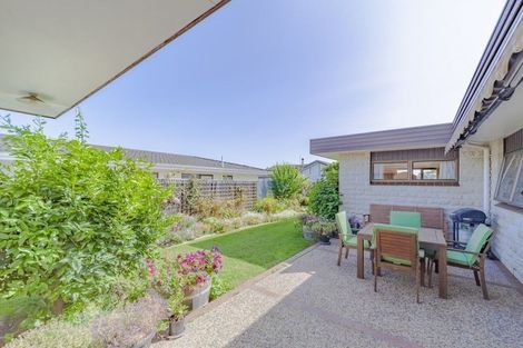 Photo of property in 34 Perry Crescent, Greenmeadows, Napier, 4112