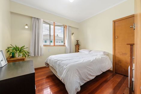 Photo of property in 16 Walsh Street, Forest Lake, Hamilton, 3200