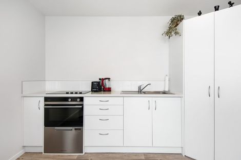 Photo of property in 11 Kamahi Crescent, Papamoa Beach, Papamoa, 3118