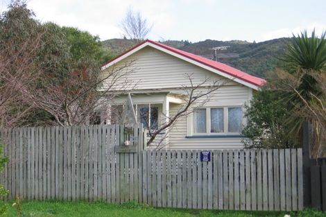 Photo of property in 34 Renall Street, Featherston, 5710