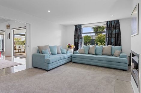 Photo of property in 15 Bellbird Place, Rolleston, 7614