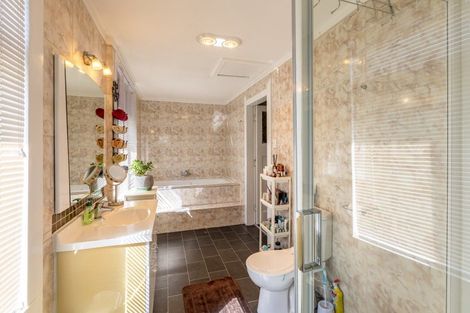 Photo of property in 23 Francis Drake Street, Waipukurau, 4200