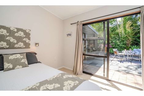 Photo of property in 6 Waipapa Landing Place, Kerikeri, 0230