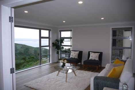 Photo of property in 25 Grumman Lane, Newlands, Wellington, 6037