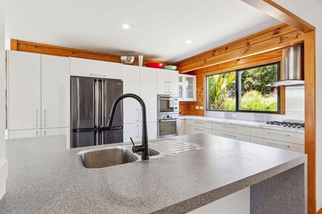 Photo of property in 14 Arthur Road, Paraite, New Plymouth, 4373