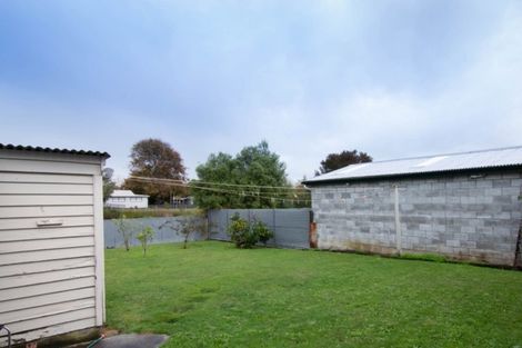 Photo of property in 10 Belfast Place, Roslyn, Palmerston North, 4414