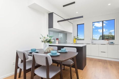 Photo of property in 1/2a Cambridge Road, Manurewa, Auckland, 2102