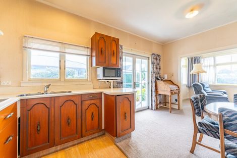 Photo of property in 252 Church Street, West End, Timaru, 7910