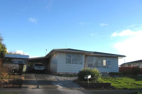 Photo of property in 20 Dunk Place, Milson, Palmerston North, 4414