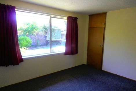 Photo of property in 6 Bidwell Place, Hillmorton, Christchurch, 8025