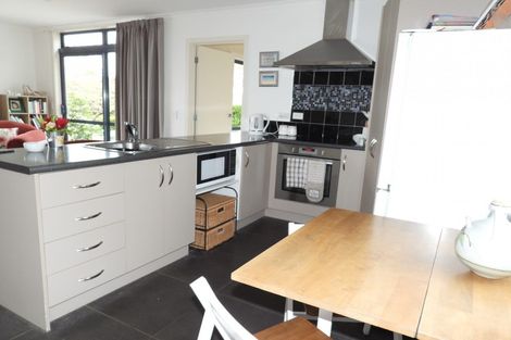 Photo of property in 28 High Street, Kakanui, Oamaru, 9495