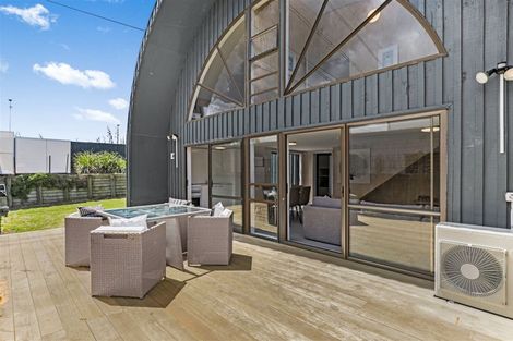 Photo of property in 139 Harbourside Drive, Karaka, Papakura, 2113