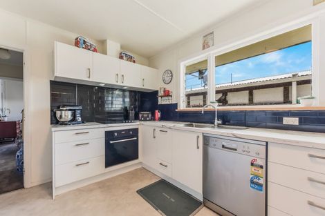 Photo of property in 16a Palm Avenue, Stoke, Nelson, 7011