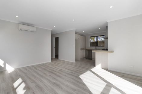 Photo of property in 2/20 Alanbrooke Place, Beerescourt, Hamilton, 3200