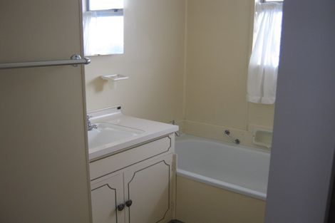 Photo of property in 1/132 Heretaunga Street, Palmerston North, 4414