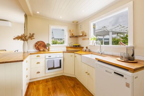 Photo of property in 59 Ferry Road, Clive, 4102